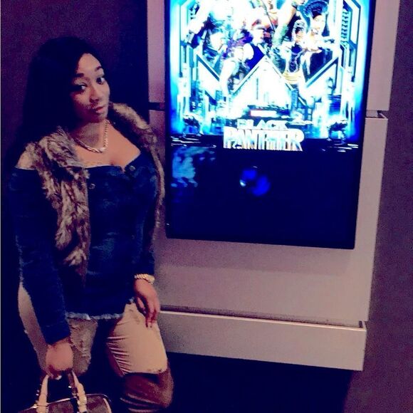 Off The Shoulder Denim Top - Picture 2 of 8